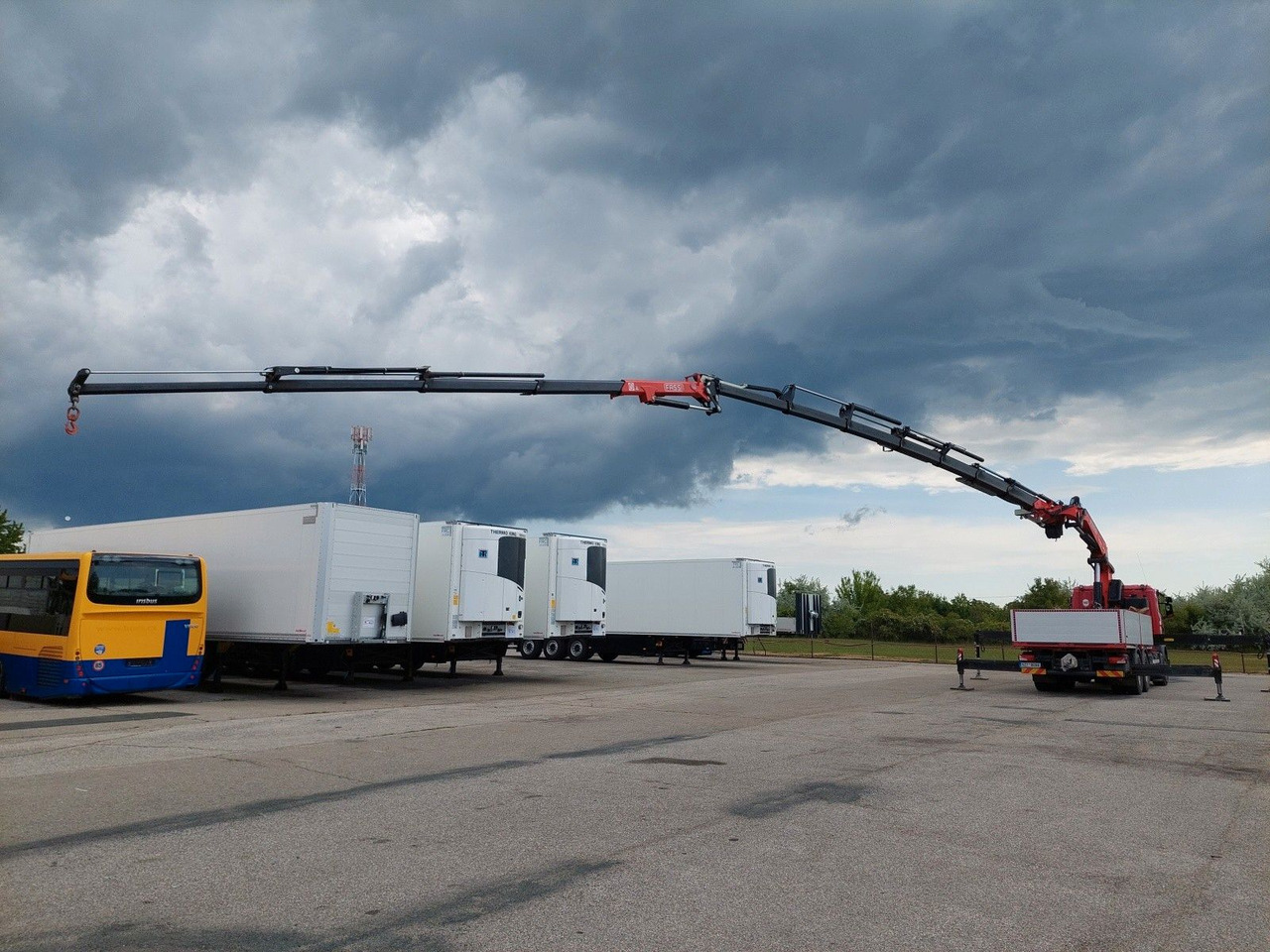 Scania G 410LB 6x4 HNA + Kran Fassi F545RA.2.27 FLY-JIB - Dropside/ Flatbed truck, Crane truck: picture 3 Scania G 410LB 6x4 HNA + Kran Fassi F545RA.2.27 FLY-JIB - Dropside/ Flatbed truck, Crane truck: picture 3