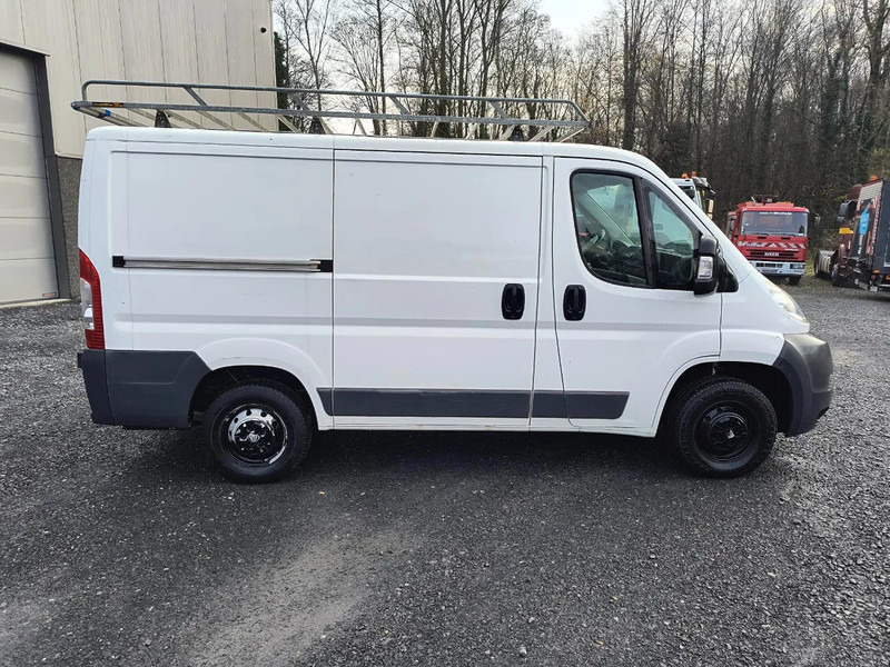 Citroën Jumper 2012 - 141000 KM - *FOR EXPORT OUTSIDE EU* - Small van, Combi van: picture 4 Citroën Jumper 2012 - 141000 KM - *FOR EXPORT OUTSIDE EU* - Small van, Combi van: picture 4