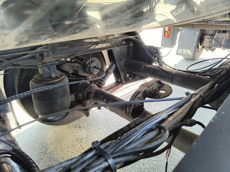 Tank trailer for transportation of milk ETA 16500L INSULATED INOX TANK - 1 COMP: picture 14 Tank trailer for transportation of milk ETA 16500L INSULATED INOX TANK - 1 COMP: picture 14