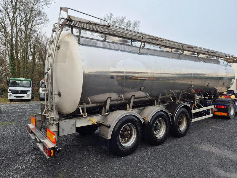 Magyar 30500L INSULATED INOX TANK - 4 COMP - Tank semi-trailer: picture 5 Magyar 30500L INSULATED INOX TANK - 4 COMP - Tank semi-trailer: picture 5