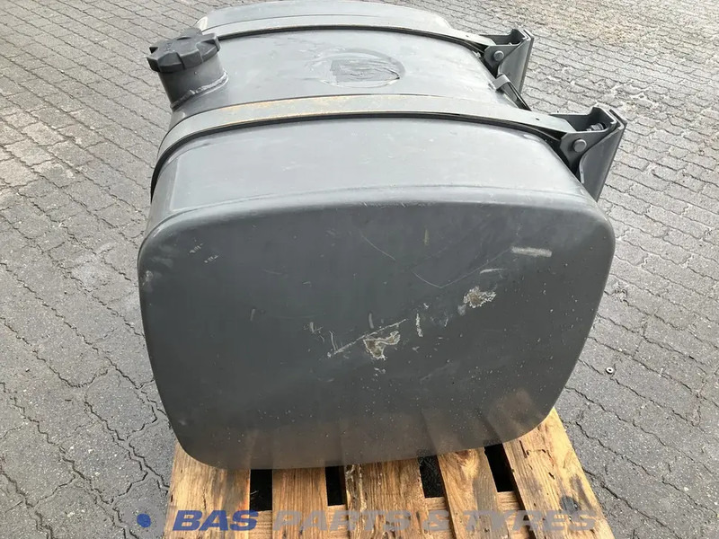 DAF Brandstoftank DAF 300 Liter 1949893 - Fuel tank for Truck: picture 2 DAF Brandstoftank DAF 300 Liter 1949893 - Fuel tank for Truck: picture 2
