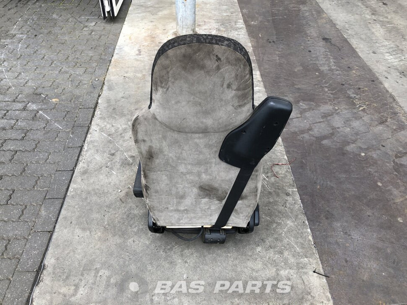 DAF CF75 Euro 4-5 - Seat for Truck: picture 3 DAF CF75 Euro 4-5 - Seat for Truck: picture 3