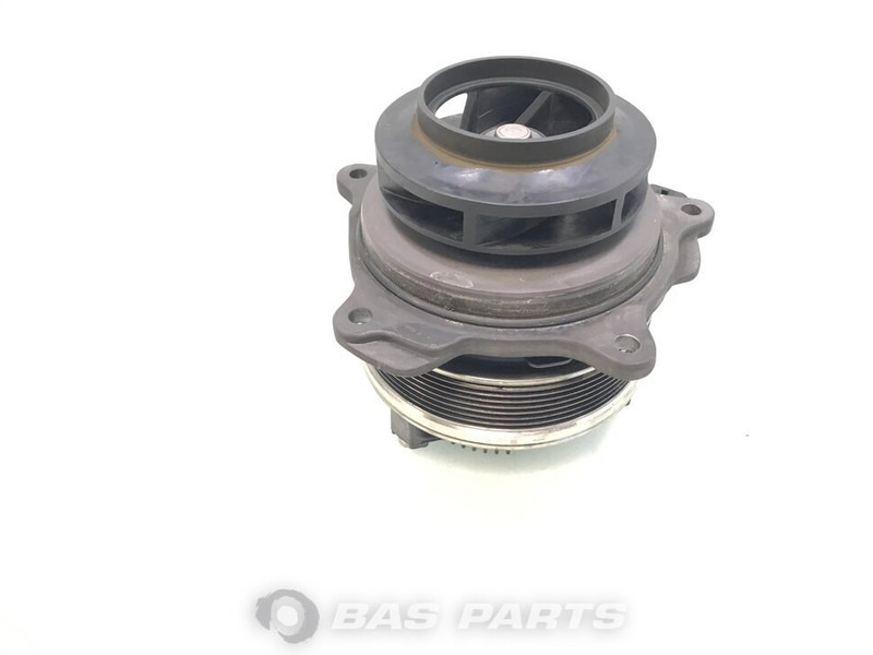 DAF Koelvloeistofpomp DAF 1949539 - Coolant pump for Truck: picture 3 DAF Koelvloeistofpomp DAF 1949539 - Coolant pump for Truck: picture 3