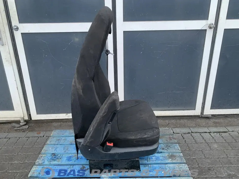 DAF XF106 Bestuurdersstoel DAF 2104652 - Seat for Truck: picture 4 DAF XF106 Bestuurdersstoel DAF 2104652 - Seat for Truck: picture 4