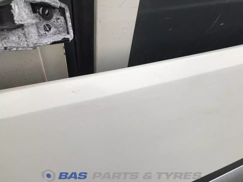 DAF XF106 Grille DAF 1892076 - Grill for Truck: picture 3 DAF XF106 Grille DAF 1892076 - Grill for Truck: picture 3