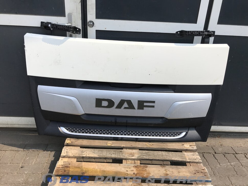 DAF XF106 Grille DAF 1892076 - Grill for Truck: picture 1 DAF XF106 Grille DAF 1892076 - Grill for Truck: picture 1