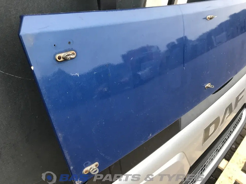 DAF XF106 Grille DAF 1892076 - Grill for Truck: picture 3 DAF XF106 Grille DAF 1892076 - Grill for Truck: picture 3