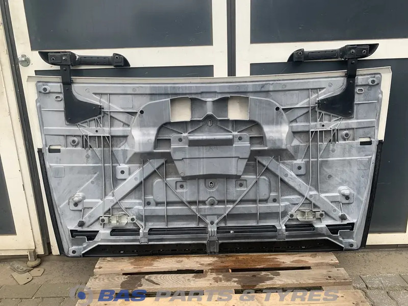 DAF XF106 Grille DAF 2104221 - Grill for Truck: picture 3 DAF XF106 Grille DAF 2104221 - Grill for Truck: picture 3