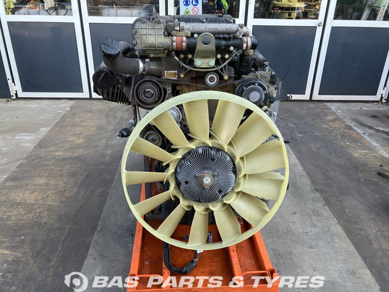 Mercedes-Benz Actros MP4 - Engine for Truck: picture 2 Mercedes-Benz Actros MP4 - Engine for Truck: picture 2