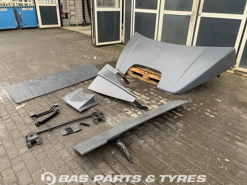 Mercedes-Benz Actros MP4 Spoilerset Mercedes ClassicSpace L-cab L2H1 A 960 790 37 44 - Aerodynamics/ Spoiler for Truck: picture 2 Mercedes-Benz Actros MP4 Spoilerset Mercedes ClassicSpace L-cab L2H1 A 960 790 37 44 - Aerodynamics/ Spoiler for Truck: picture 2