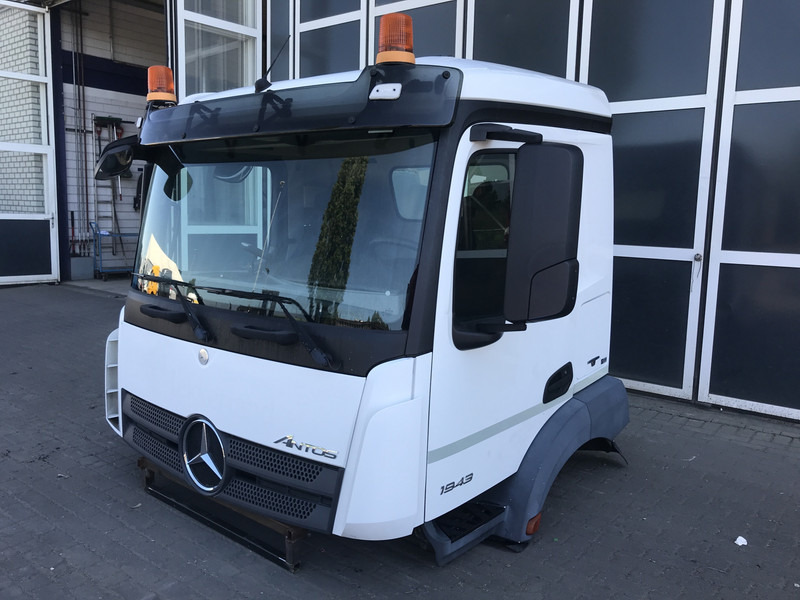 Mercedes-Benz Antos MP4 - Cab and interior for Truck: picture 1 Mercedes-Benz Antos MP4 - Cab and interior for Truck: picture 1