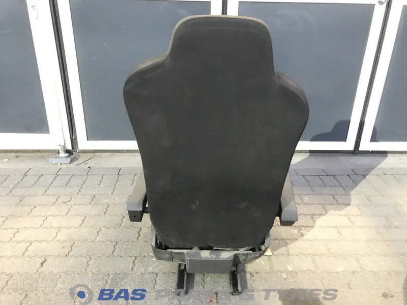 Mercedes-Benz Atego Bestuurdersstoel Mercedes A 967 910 29 01 - Seat for Truck: picture 3 Mercedes-Benz Atego Bestuurdersstoel Mercedes A 967 910 29 01 - Seat for Truck: picture 3