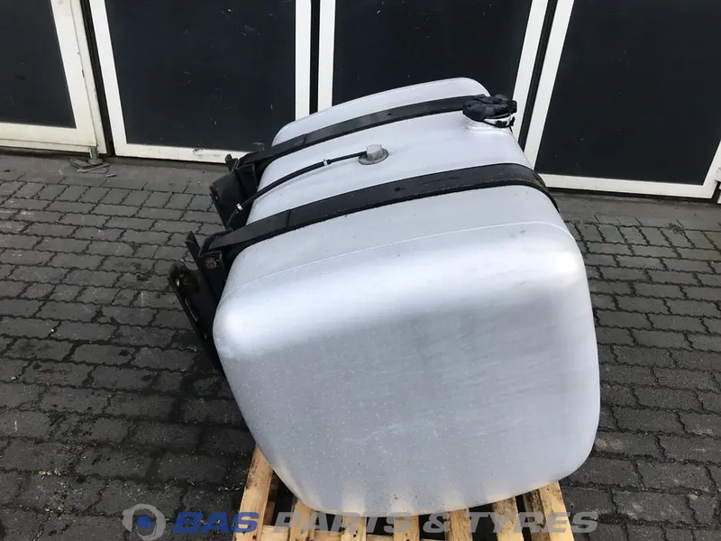 Mercedes-Benz Brandstoftank Mercedes 480 Liter A 960 470 43 03 - Fuel tank for Truck: picture 4 Mercedes-Benz Brandstoftank Mercedes 480 Liter A 960 470 43 03 - Fuel tank for Truck: picture 4