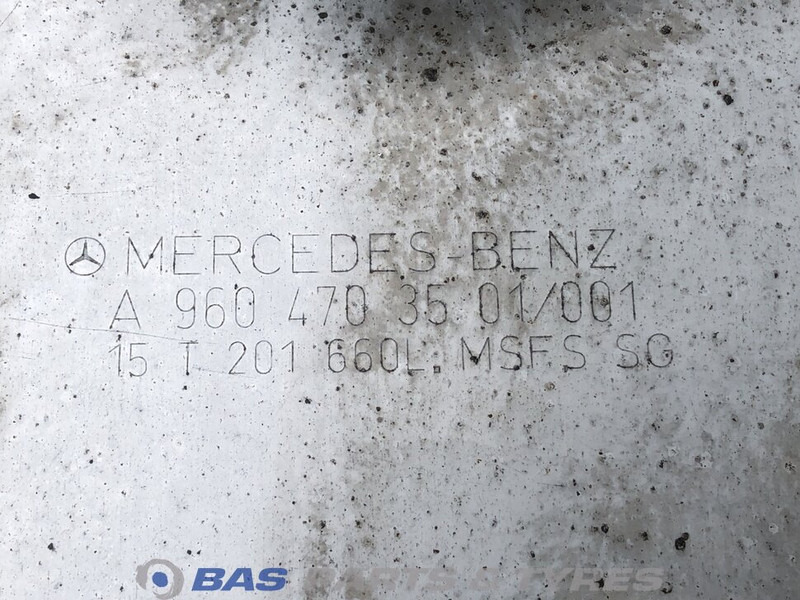 Mercedes-Benz Brandstoftank Mercedes 660 Liter A 960 470 36 01 - Fuel tank for Truck: picture 5 Mercedes-Benz Brandstoftank Mercedes 660 Liter A 960 470 36 01 - Fuel tank for Truck: picture 5