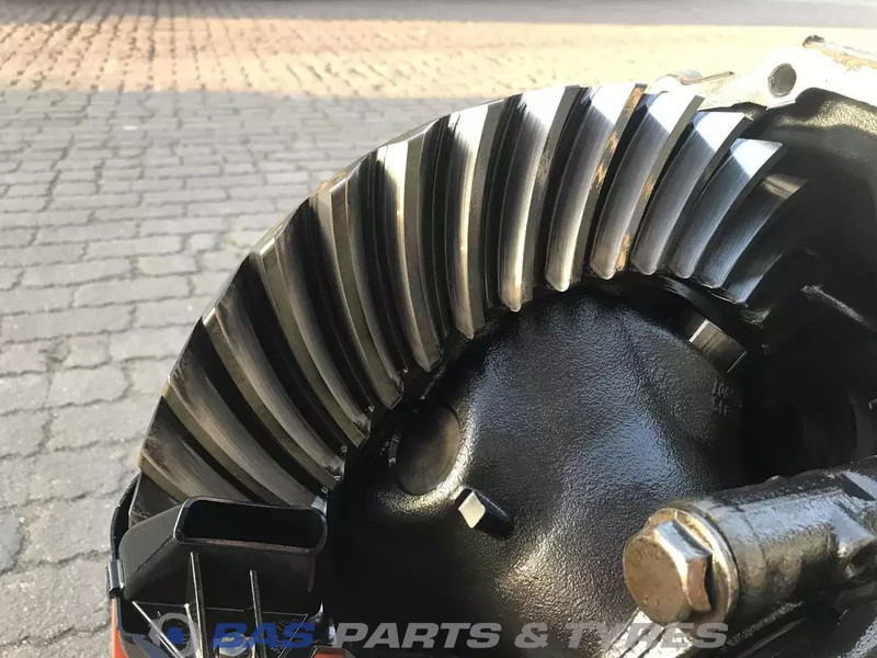Mercedes-Benz Differentieel Mercedes R440-13A/C22.5 A 000 350 43 03 - Differential gear for Truck: picture 5 Mercedes-Benz Differentieel Mercedes R440-13A/C22.5 A 000 350 43 03 - Differential gear for Truck: picture 5
