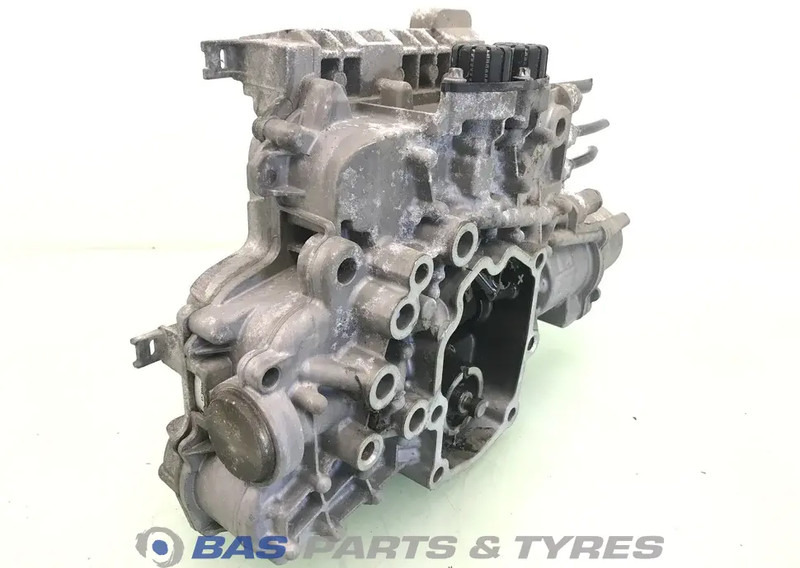 Mercedes-Benz Schakelcilinderhuis Mercedes A 948 260 09 63 - Gearbox for Truck: picture 3 Mercedes-Benz Schakelcilinderhuis Mercedes A 948 260 09 63 - Gearbox for Truck: picture 3