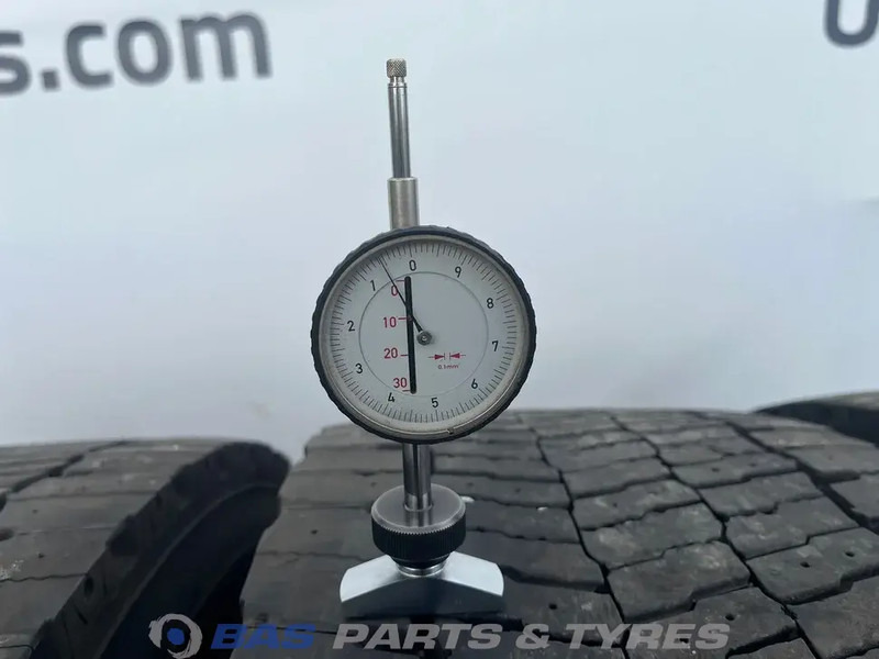 Michelin - Tire for Truck: picture 3 Michelin - Tire for Truck: picture 3