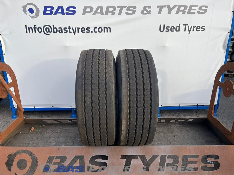 Michelin - Tire for Truck: picture 1 Michelin - Tire for Truck: picture 1