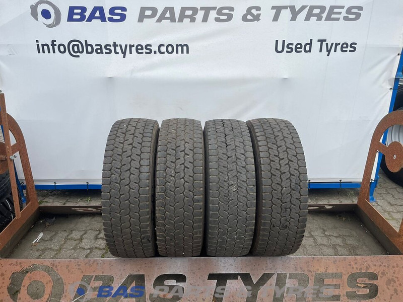 Michelin Remix  - Tire for Truck: picture 1 Michelin Remix  - Tire for Truck: picture 1