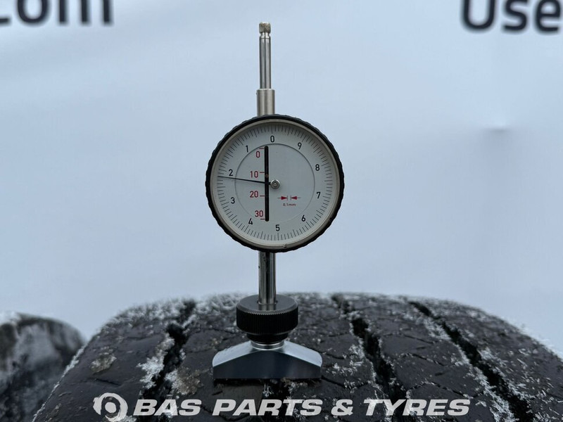 Pirelli Pirelli 315/70R22.5 RETREAD (cover) 156/150 M+S 3PMSF gebruikte set - Tire for Truck: picture 3 Pirelli Pirelli 315/70R22.5 RETREAD (cover) 156/150 M+S 3PMSF gebruikte set - Tire for Truck: picture 3