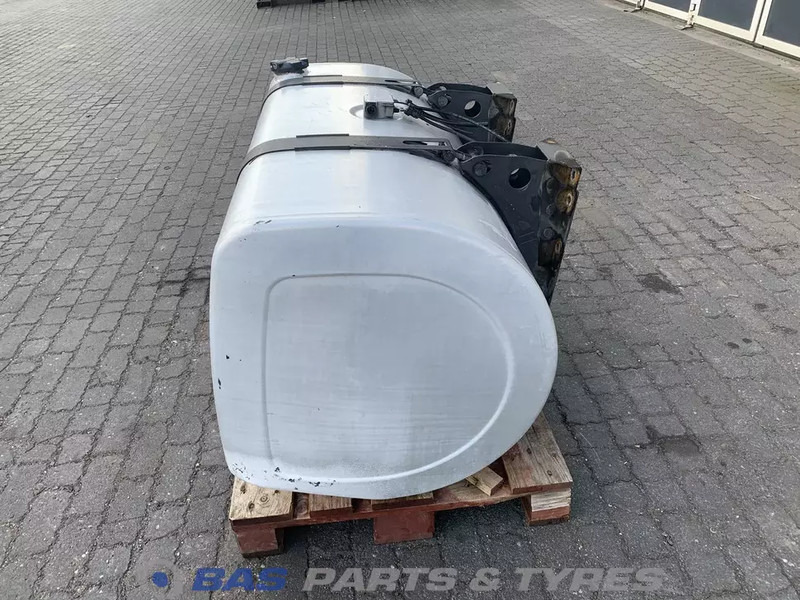 Renault Brandstoftank Renault 490 Liter G0000182 - Fuel tank for Truck: picture 2 Renault Brandstoftank Renault 490 Liter G0000182 - Fuel tank for Truck: picture 2