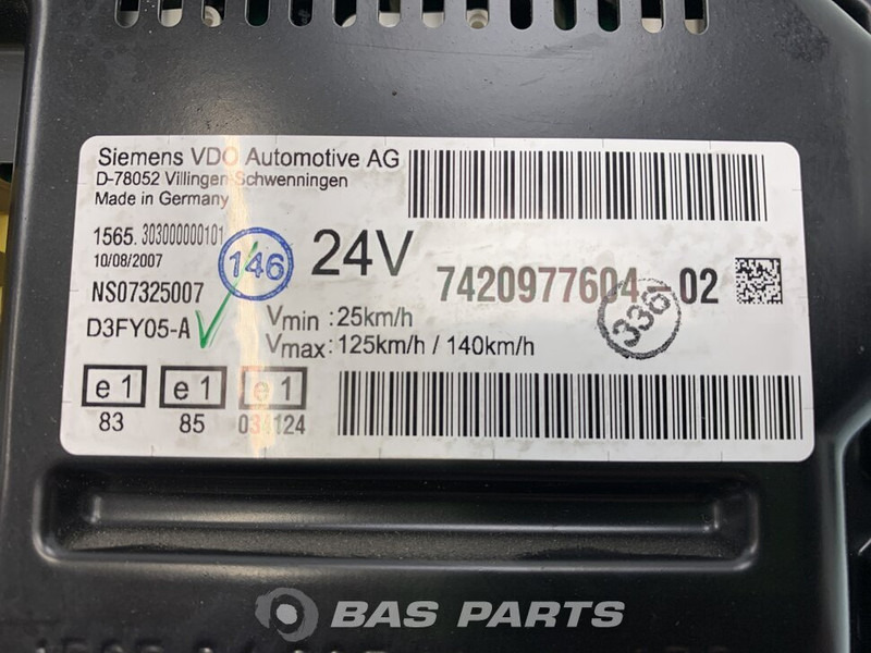 Renault Magnum Euro 4-5 Instrumentenpaneel Renault 7420977604 - Dashboard for Truck: picture 3 Renault Magnum Euro 4-5 Instrumentenpaneel Renault 7420977604 - Dashboard for Truck: picture 3