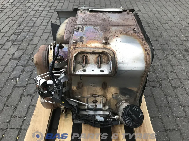 Renault  - Muffler for Truck: picture 2 Renault  - Muffler for Truck: picture 2