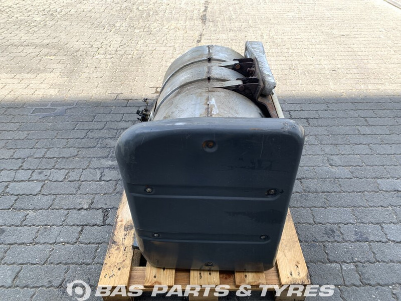 Renault Premium Euro 4-5 Uitlaatdemper Renault 7420899867 - Muffler for Truck: picture 1 Renault Premium Euro 4-5 Uitlaatdemper Renault 7420899867 - Muffler for Truck: picture 1