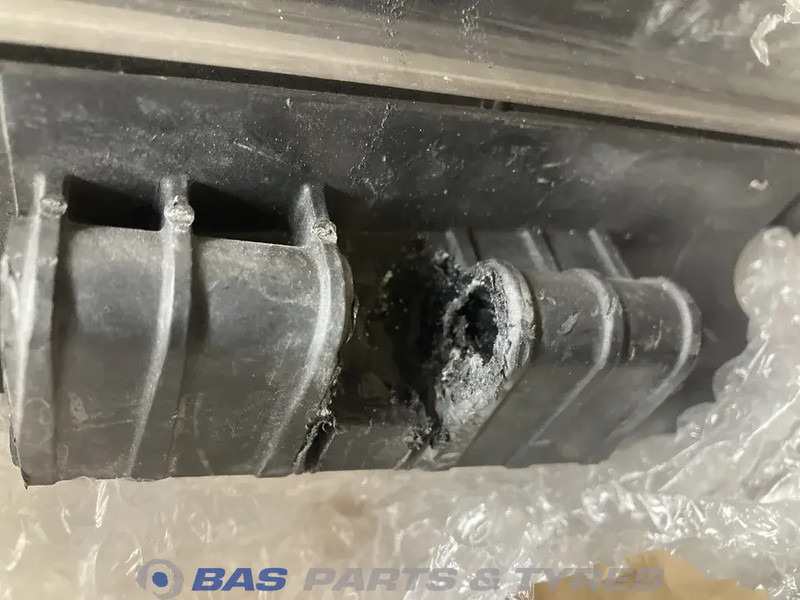 Scania Koplamp Rechts 2379894 - Headlight for Truck: picture 4 Scania Koplamp Rechts 2379894 - Headlight for Truck: picture 4