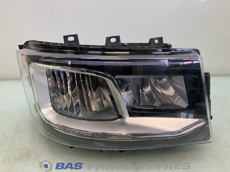 Scania Koplamp Rechts 2674391 - Headlight for Truck: picture 1 Scania Koplamp Rechts 2674391 - Headlight for Truck: picture 1