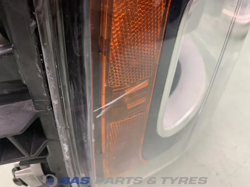 Scania Koplamp Rechts 2674391 - Headlight for Truck: picture 2 Scania Koplamp Rechts 2674391 - Headlight for Truck: picture 2