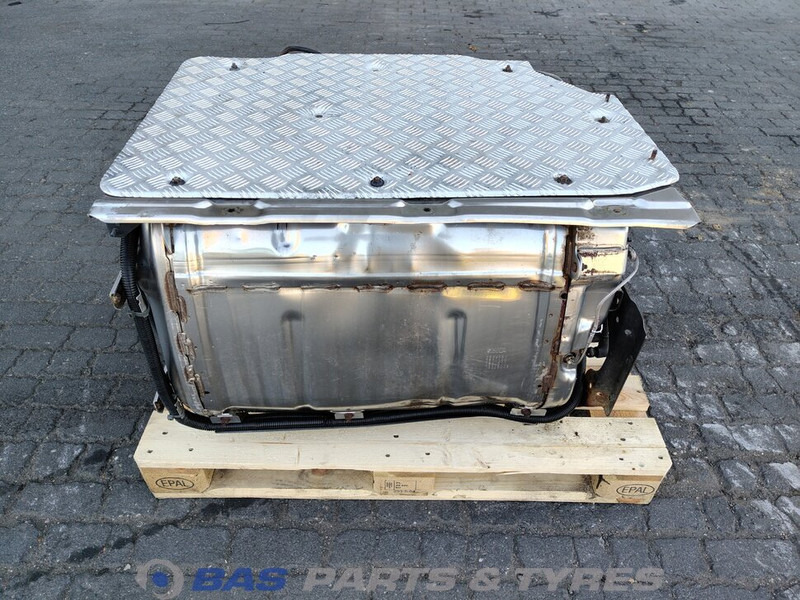 Scania Uitlaatdemper Scania 2539547 - Muffler/ Exhaust system for Truck: picture 1 Scania Uitlaatdemper Scania 2539547 - Muffler/ Exhaust system for Truck: picture 1