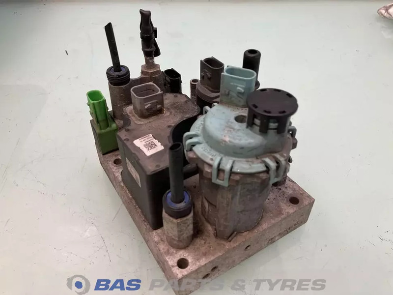 Renault AdBlue pomp Renault 7421679299 - Spare parts for Truck: picture 1 Renault AdBlue pomp Renault 7421679299 - Spare parts for Truck: picture 1