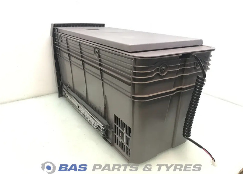 Scania S-Serie NextGen Koelkast Scania 40 Liter 2706575 - Spare parts for Truck: picture 3 Scania S-Serie NextGen Koelkast Scania 40 Liter 2706575 - Spare parts for Truck: picture 3