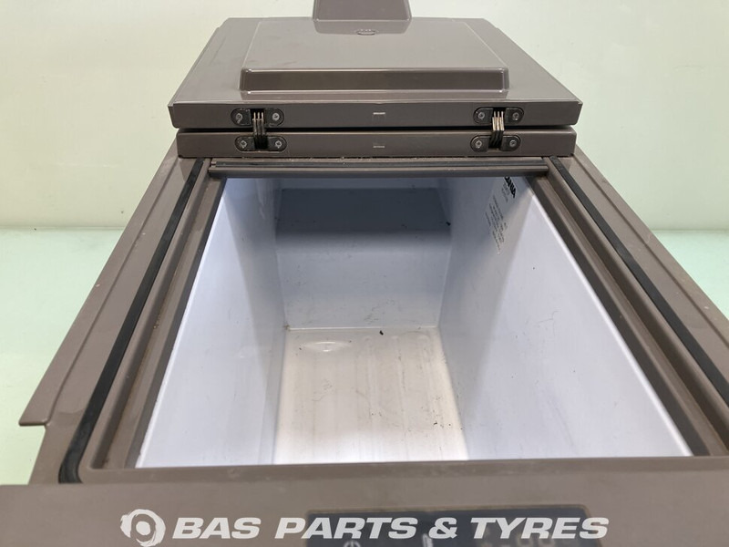 Scania S-Serie NextGen Koelkast Scania 40 Liter 2706575 - Spare parts for Truck: picture 3 Scania S-Serie NextGen Koelkast Scania 40 Liter 2706575 - Spare parts for Truck: picture 3