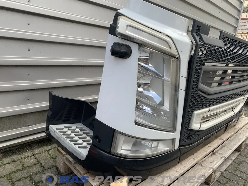 Volvo FH4 - Bumper for Truck: picture 3 Volvo FH4 - Bumper for Truck: picture 3