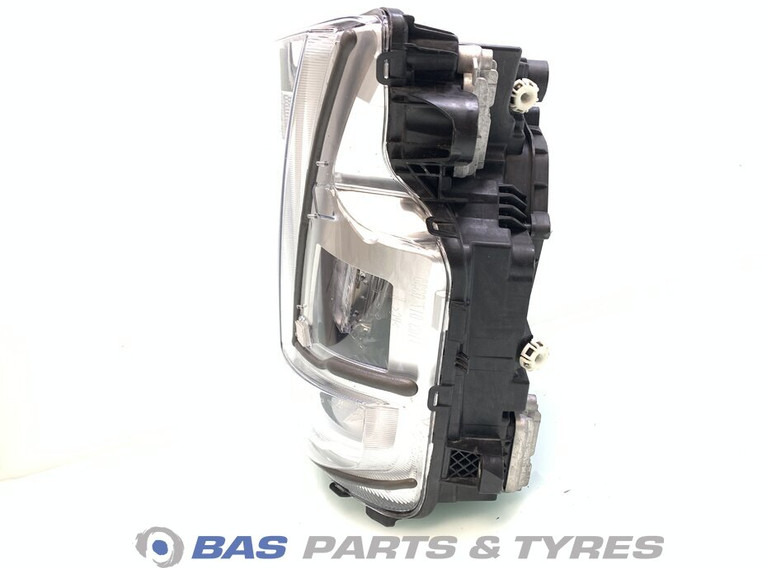 Volvo FH4B - Headlight for Truck: picture 2 Volvo FH4B - Headlight for Truck: picture 2
