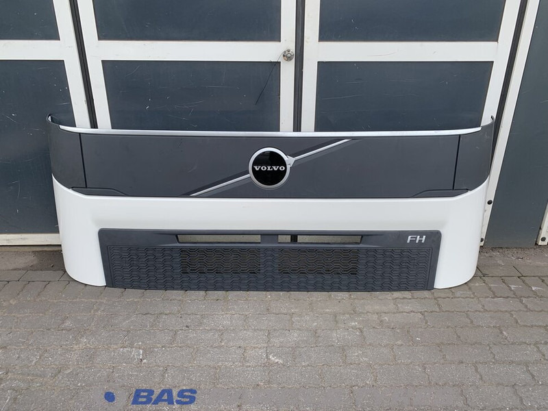Volvo FH4B - Grill for Truck: picture 1 Volvo FH4B - Grill for Truck: picture 1