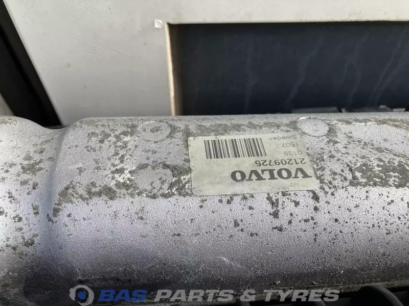 Volvo FM4 Koelerpakket Volvo D11K 370 K1 21649624 - Radiator for Truck: picture 2 Volvo FM4 Koelerpakket Volvo D11K 370 K1 21649624 - Radiator for Truck: picture 2