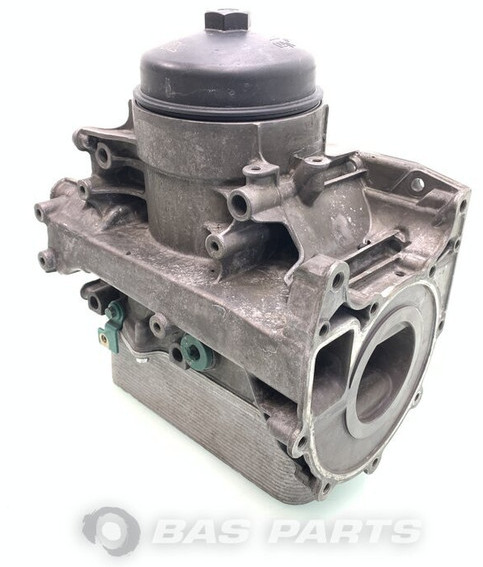 Volvo  - Oil cooler for Truck: picture 2 Volvo  - Oil cooler for Truck: picture 2