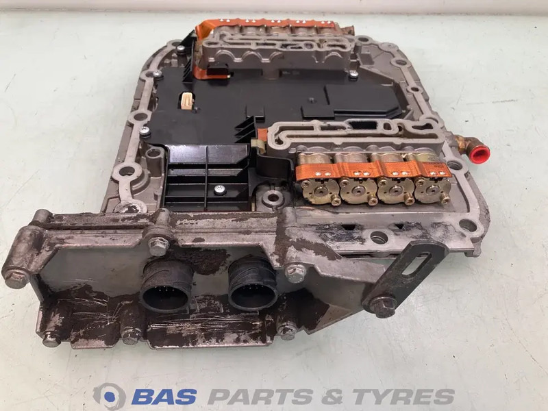 Volvo Versnellingsbakdeksel Volvo 20775873 - Gearbox for Truck: picture 2 Volvo Versnellingsbakdeksel Volvo 20775873 - Gearbox for Truck: picture 2