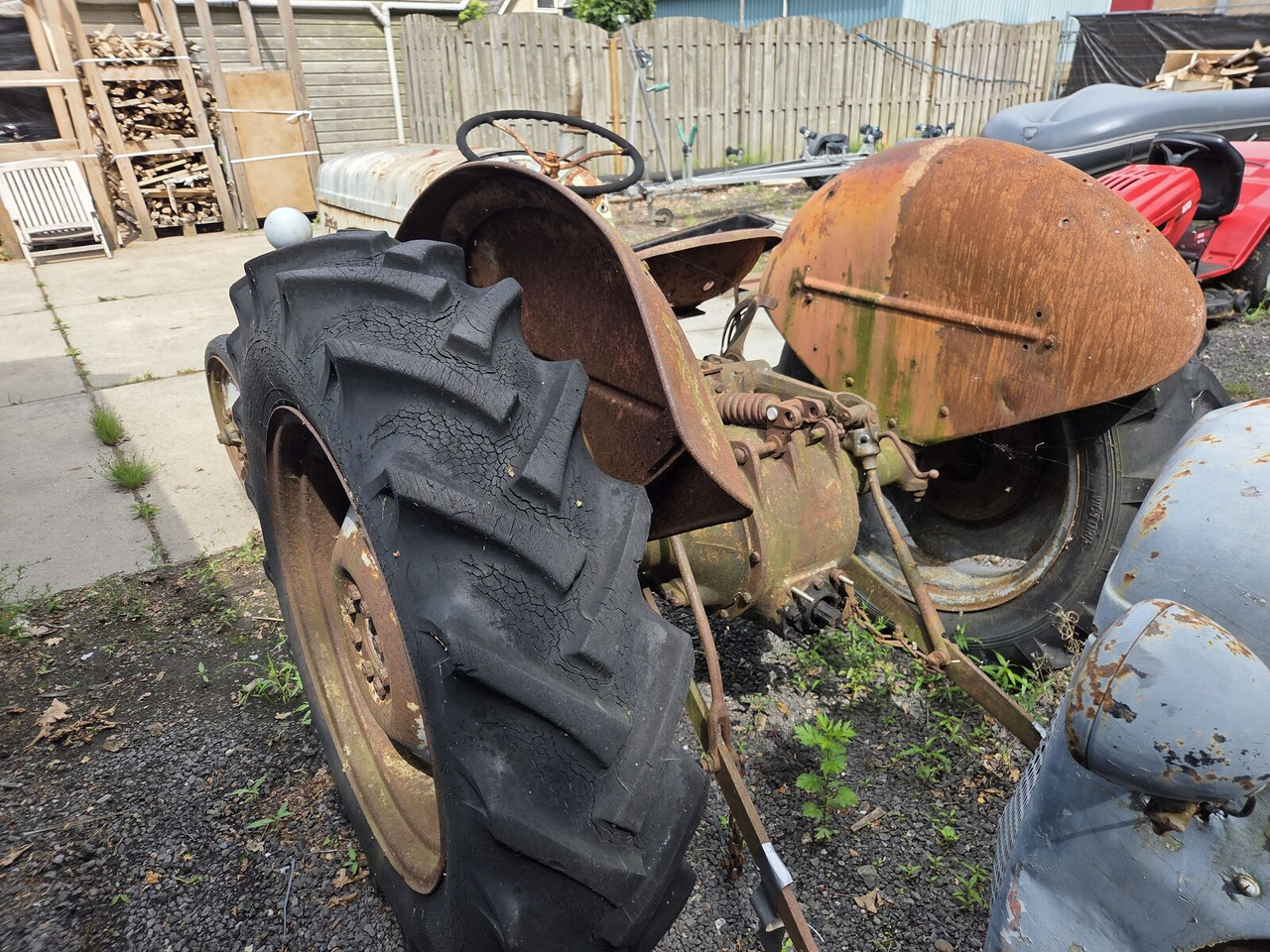 Massey Ferguson TEA 20 / TED 20 wielen trekker - Farm tractor: picture 3 Massey Ferguson TEA 20 / TED 20 wielen trekker - Farm tractor: picture 3