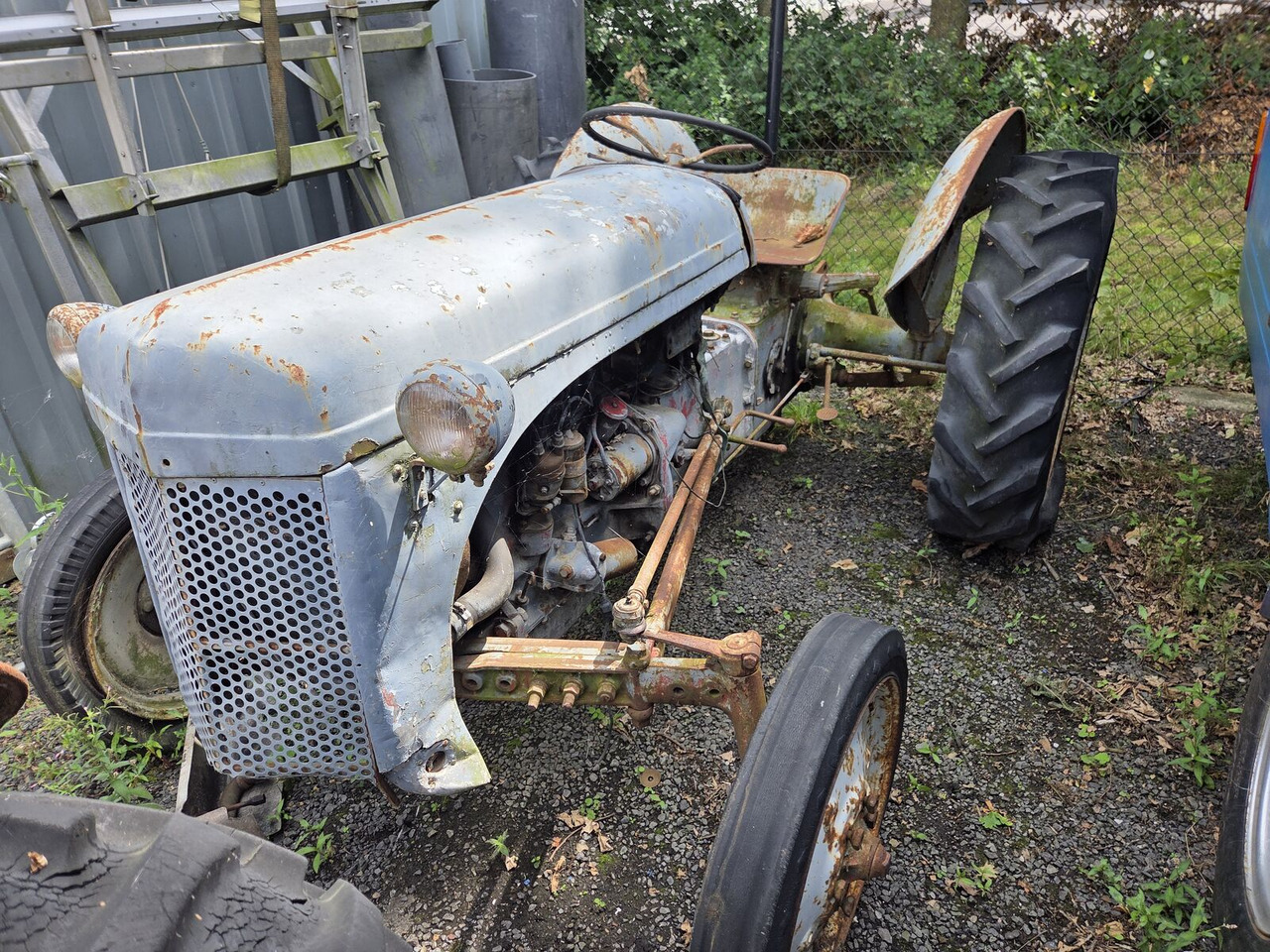 Massey Ferguson TEA 20 / TED 20 wielen trekker - Farm tractor: picture 4 Massey Ferguson TEA 20 / TED 20 wielen trekker - Farm tractor: picture 4