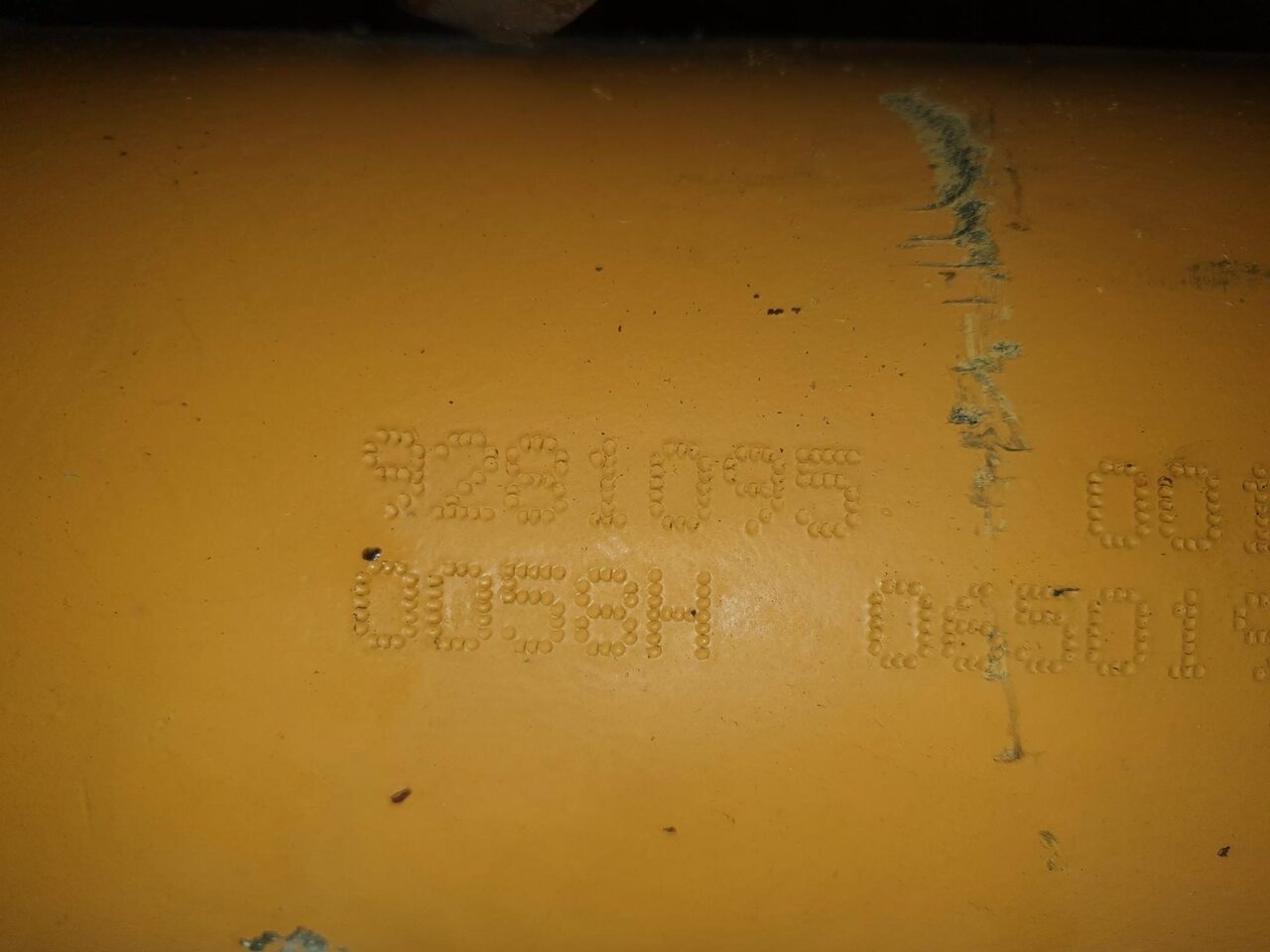 BOTELLA DE BALANCIN LIEBHER R904C - Hydraulic cylinder for Crawler excavator: picture 2 BOTELLA DE BALANCIN LIEBHER R904C - Hydraulic cylinder for Crawler excavator: picture 2