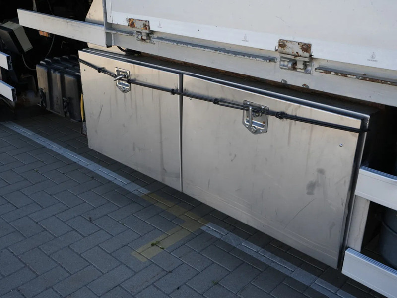 DAF CF 85 FAN Kraanwagen met bak, 47 t. HMF kraan - Crane truck: picture 5 DAF CF 85 FAN Kraanwagen met bak, 47 t. HMF kraan - Crane truck: picture 5