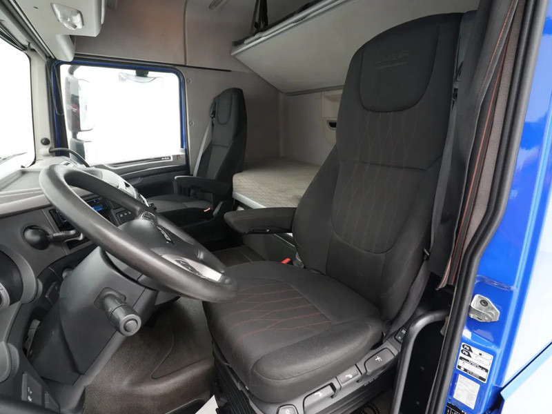 Tractor unit DAF XF 450 FT, Space Cab, PTO: picture 15 Tractor unit DAF XF 450 FT, Space Cab, PTO: picture 15