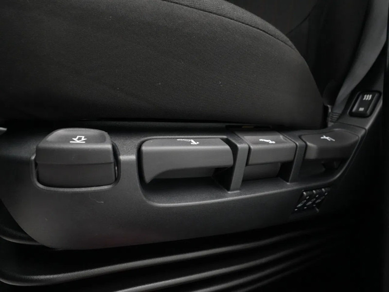 Tractor unit DAF XF 450 FT, Space Cab, PTO: picture 13 Tractor unit DAF XF 450 FT, Space Cab, PTO: picture 13