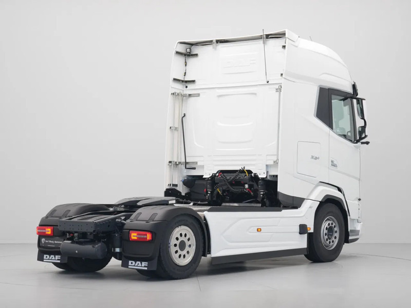 DAF XG+ 530 FT EXCLUSIVE AUDIO - INTARDER FULL AIR SUSPENSION - Tractor unit: picture 5 DAF XG+ 530 FT EXCLUSIVE AUDIO - INTARDER FULL AIR SUSPENSION - Tractor unit: picture 5
