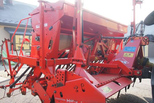 Agregat uprawowo-siewny Kuhn Kuhn HRB302D I INTEGRA 3000 2002 Brona wirowa + siewnik KUHN agregat uprawowo-siewny 3m - Combine seed drill: picture 4 Agregat uprawowo-siewny Kuhn Kuhn HRB302D I INTEGRA 3000 2002 Brona wirowa + siewnik KUHN agregat uprawowo-siewny 3m - Combine seed drill: picture 4