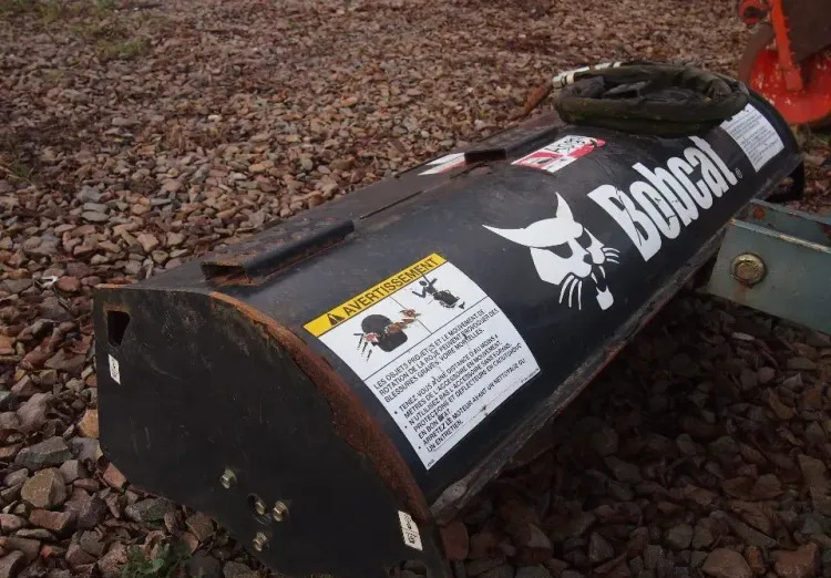 Glebogryzarka 2010 do BOBCATA - Rotavator: picture 5 Glebogryzarka 2010 do BOBCATA - Rotavator: picture 5